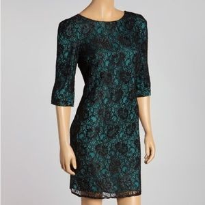 Tegan size 6 lace dress like new